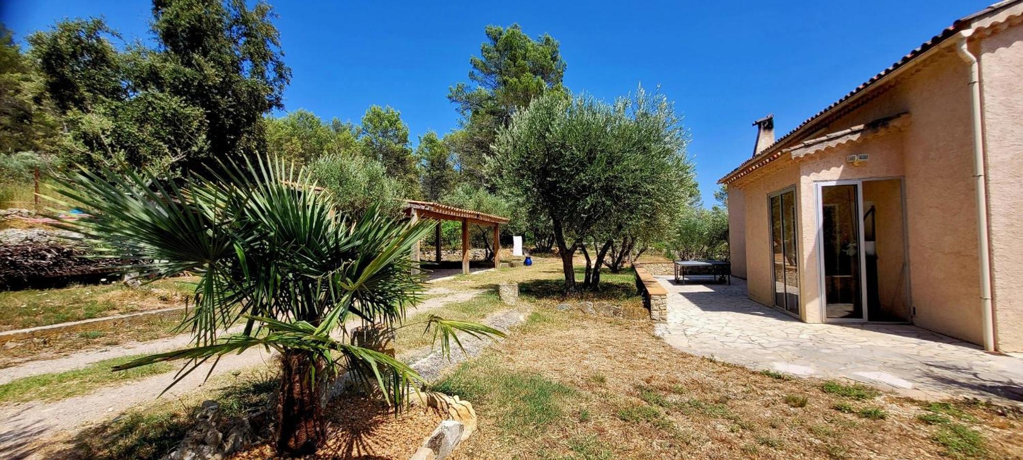 Au Petit Bonheur Villa Carnoules  Eksteriør billede